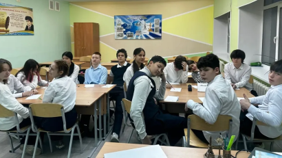 «Ұшқыр ой алаңы» жобасы аясында 9 «Г» сыныбында «Тәуелсіздік — болашақтың тірегі» тақырыбында дебаттар өткізілді