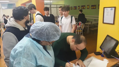 Бүгін, 19 желтоқсанда, бракераждық комиссия мектеп асханасындағы тағамдардың сапасы мен сәйкестігіне жоспарлы тексеру жүргізді