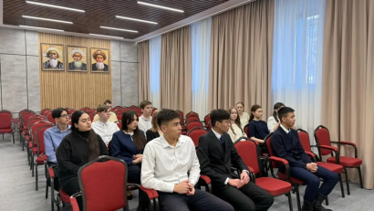 «Заң және тәртіп» айлығы аясында, сондай-ақ аталған идеологияны іске асыру мақсатында Петропавл қаласындағы № 4 орта мектептің жоғары сынып оқушылары Солтүстік Қазақстан облысының прокуратурасына барды